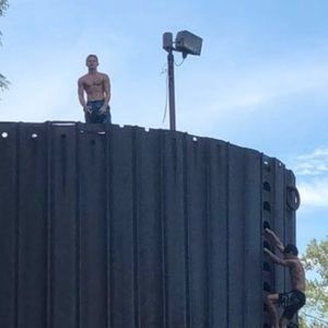 Meet your Posher, Cavin